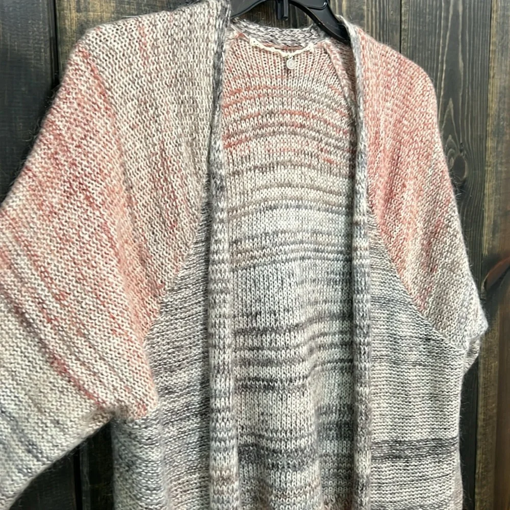 Anthropologie Knitted & Knotted Cody Peplum Cardigan Ombre L Wool Grey Boho Chic